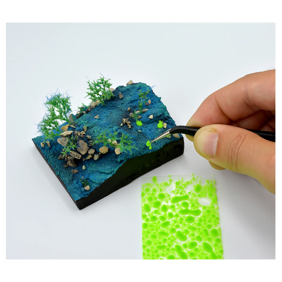 RADIOACTIVE GREEN MOSS - Image 2